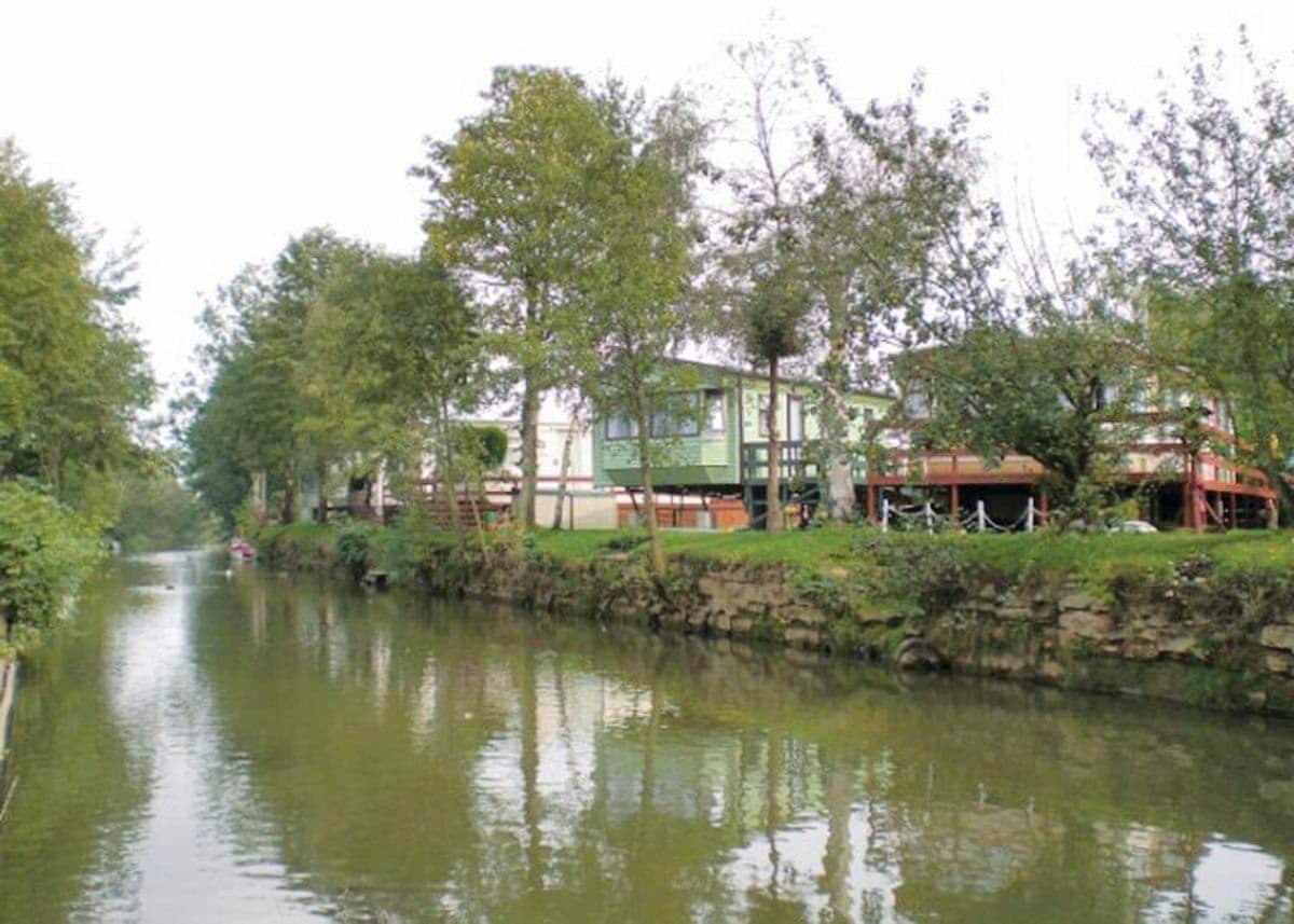 Weir Country Park Hotel Holtby Exterior foto